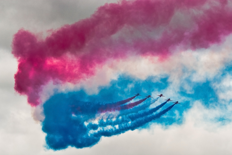 189_Fairford RIAT_Red Arrows na British Aerospace Hawk T1.jpg